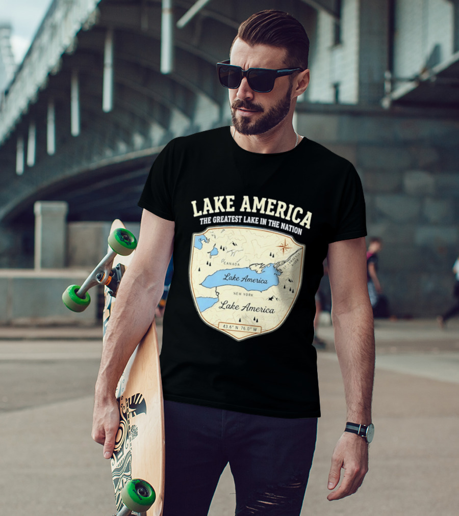 Lake America The Greatest Lake In The Nation Map Compass Cream T-Shirt