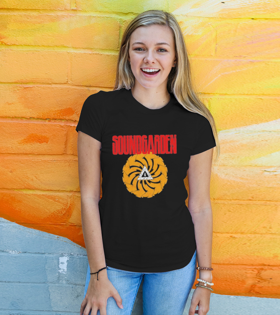 Soundgarden Badmotorfinger Album Grunge Rock Band T-Shirt