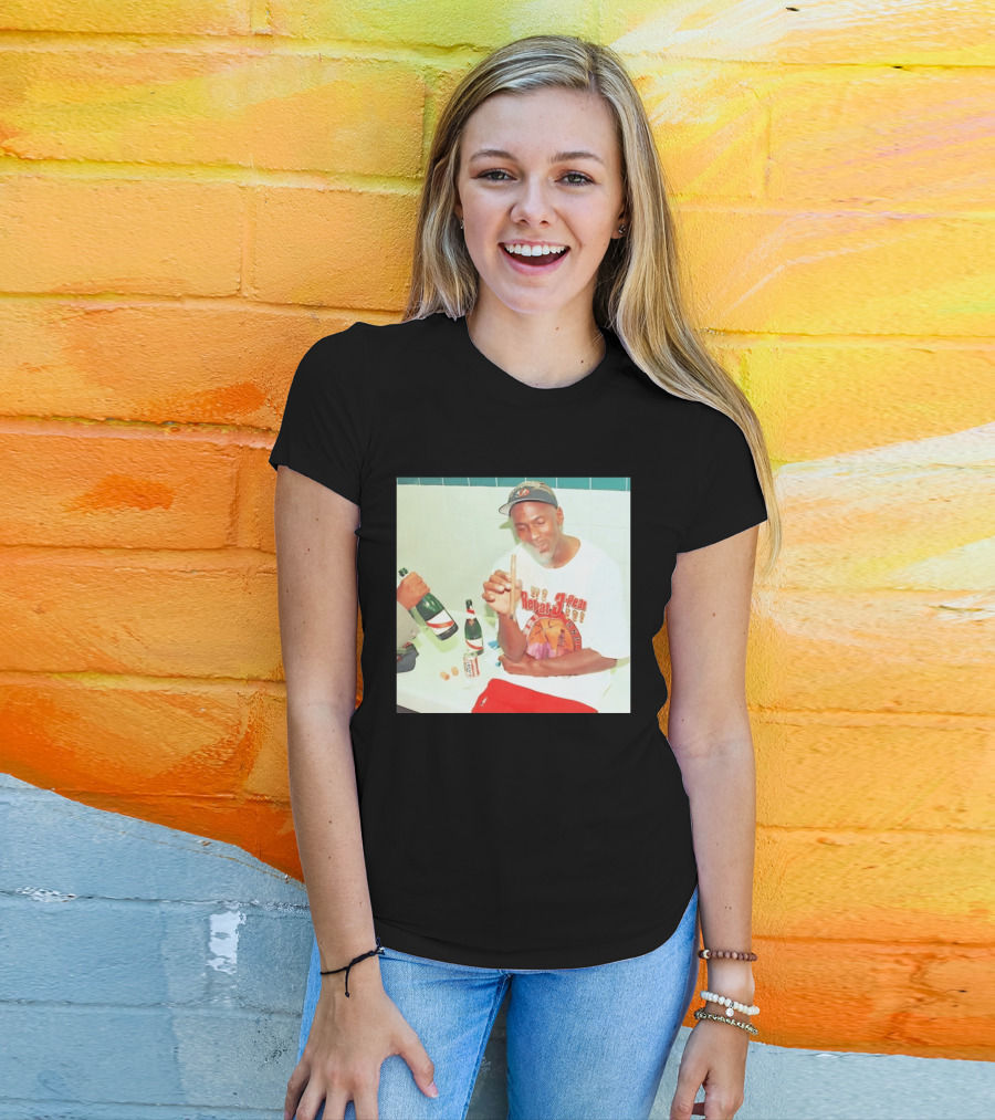 Michael Jordan Repeat 3 Peat Celebration Chicago Bulls Basketball T-Shirt