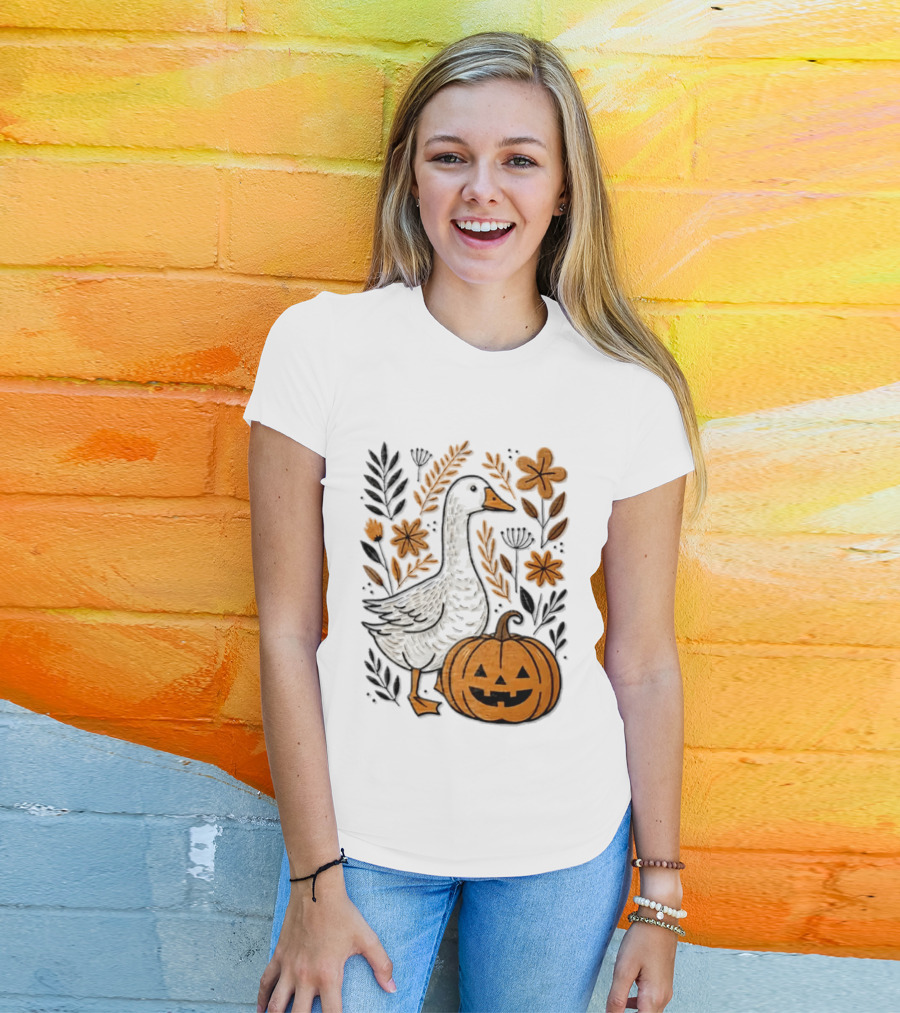 Goose With Jack O' Lantern Pumpkin Autumn Leaves And Flowers T-Shirt