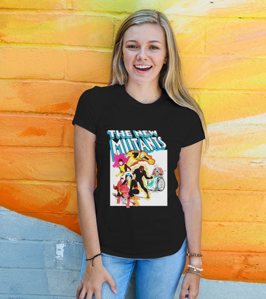The New Mutants Marvel Comic Book Cover Featuring Iconic Characters T-Shirt