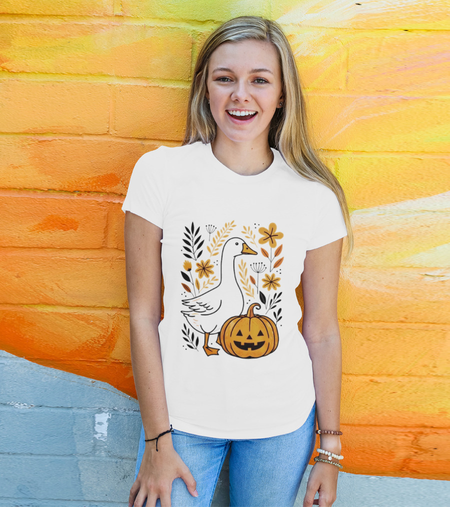 Pumpkin Jack O Lantern Goose Fall Farmhouse Floral Halloween T-Shirt