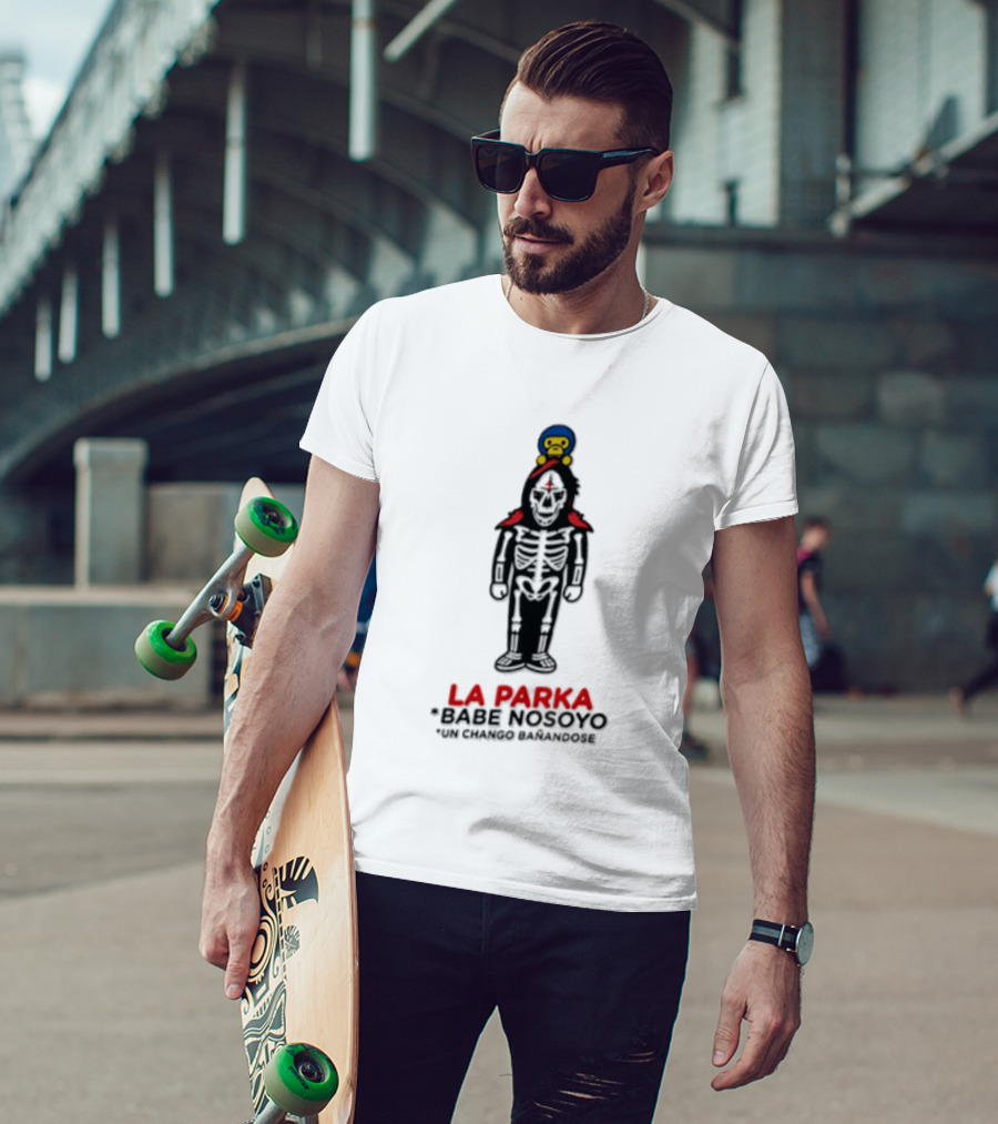 La Parka Babe Nosoyo Un Chango Bañandose T-Shirt