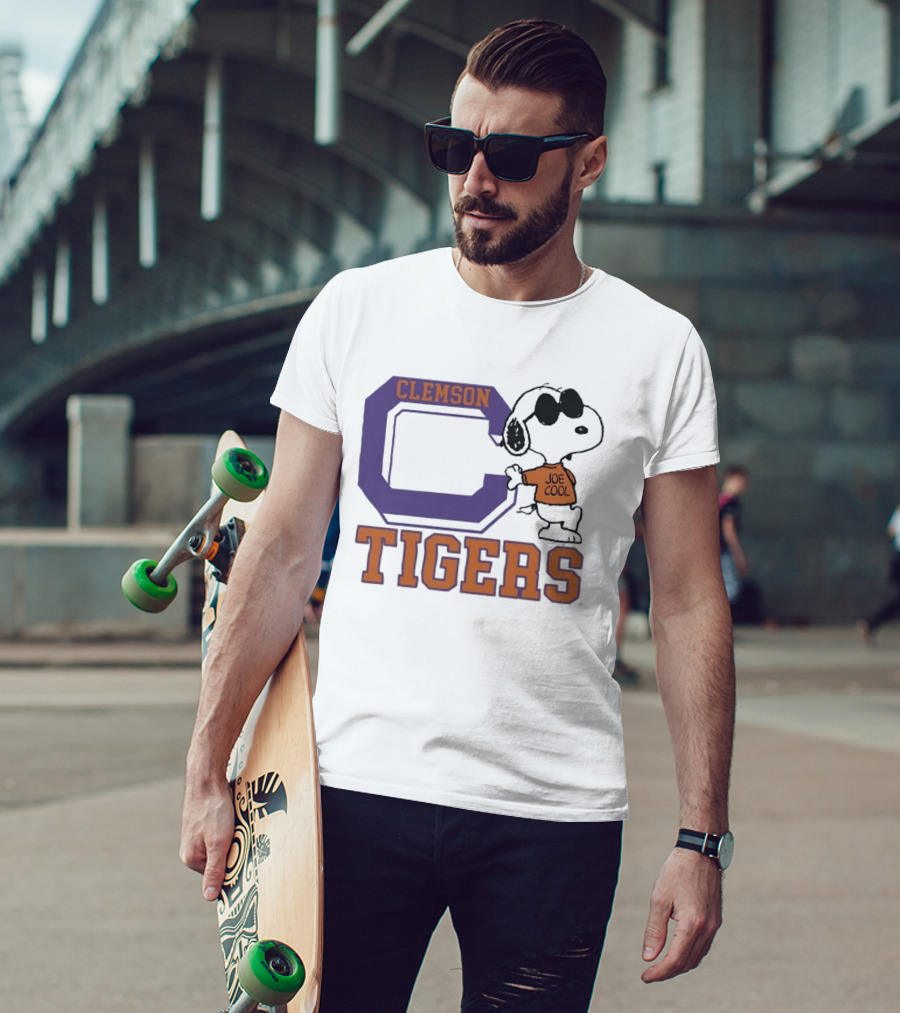 Clemson Tigers Snoopy Joe Cool Peanuts College Sports T-Shirt