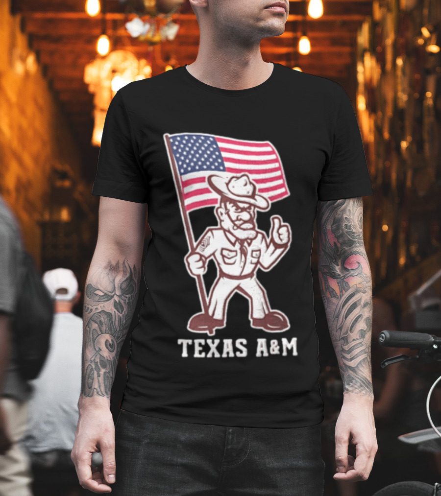 Texas A&M Drill Sergeant With American Flag Reveille T-Shirt