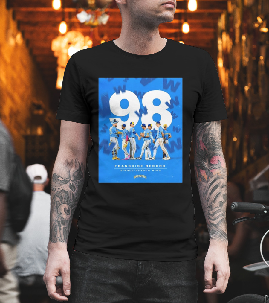 Milwaukee Brewers 98 Franchise Record Single Season Wins Team Celebration T-Shirt