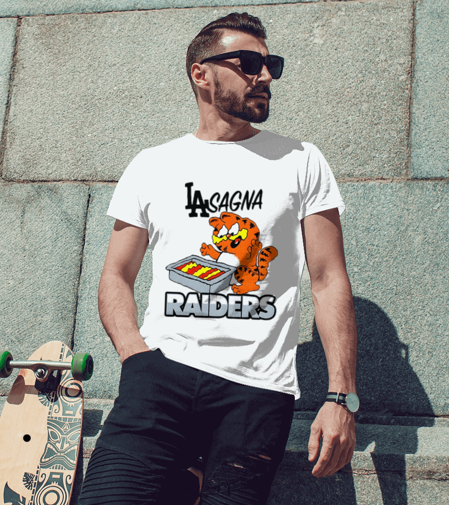 LA Lasagna Raiders Orange Cat Eating Lasagna Sports Rivalry T-Shirt