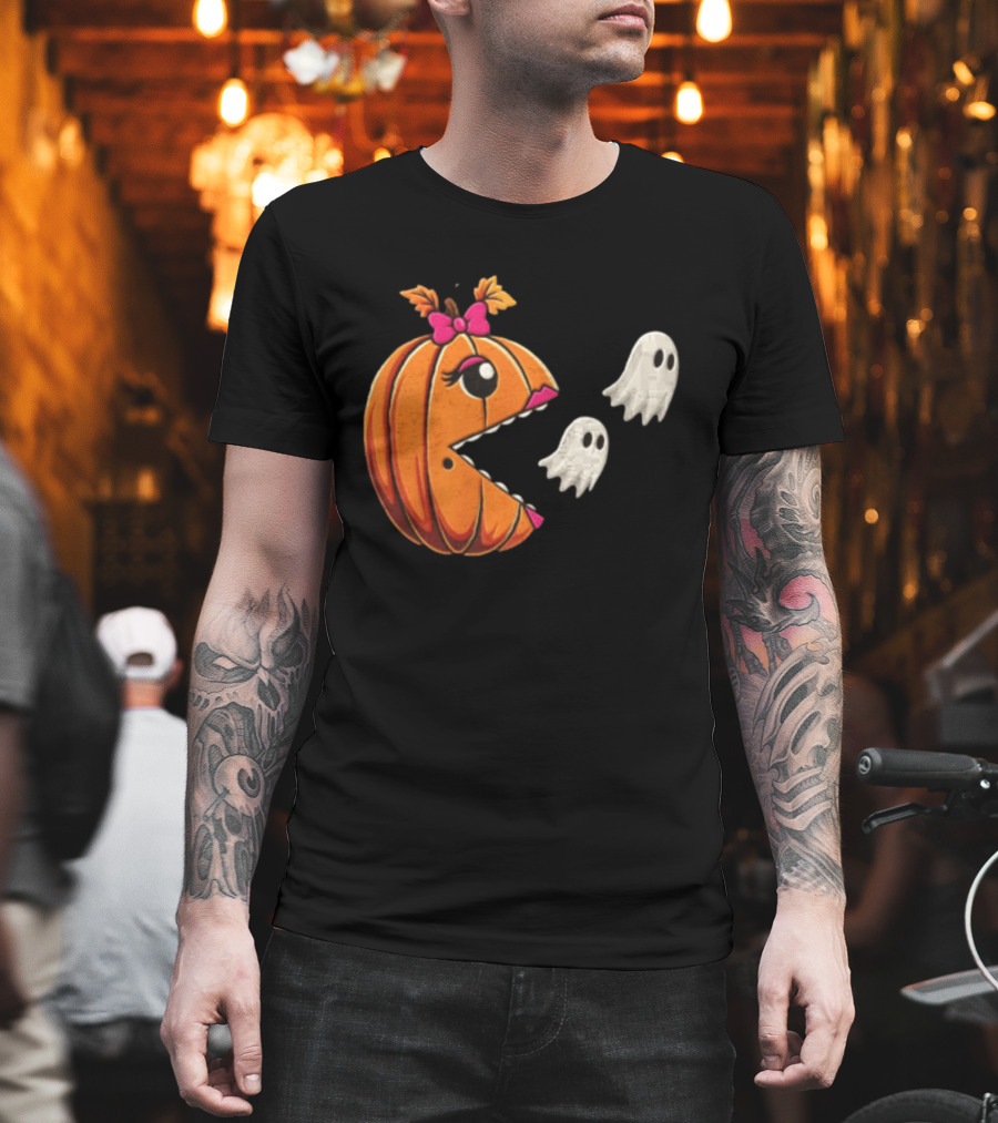 Ms Pac Man Pumpkin Shape Halloween Ghosts T-Shirt