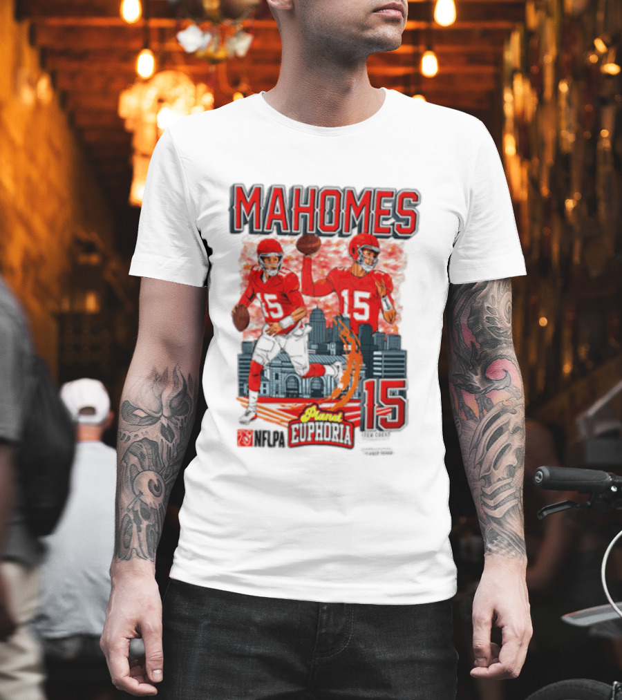 Mahomes Kansas City Chiefs Quarterback Euphoria 15 Skyline NFL Players T-Shirt
