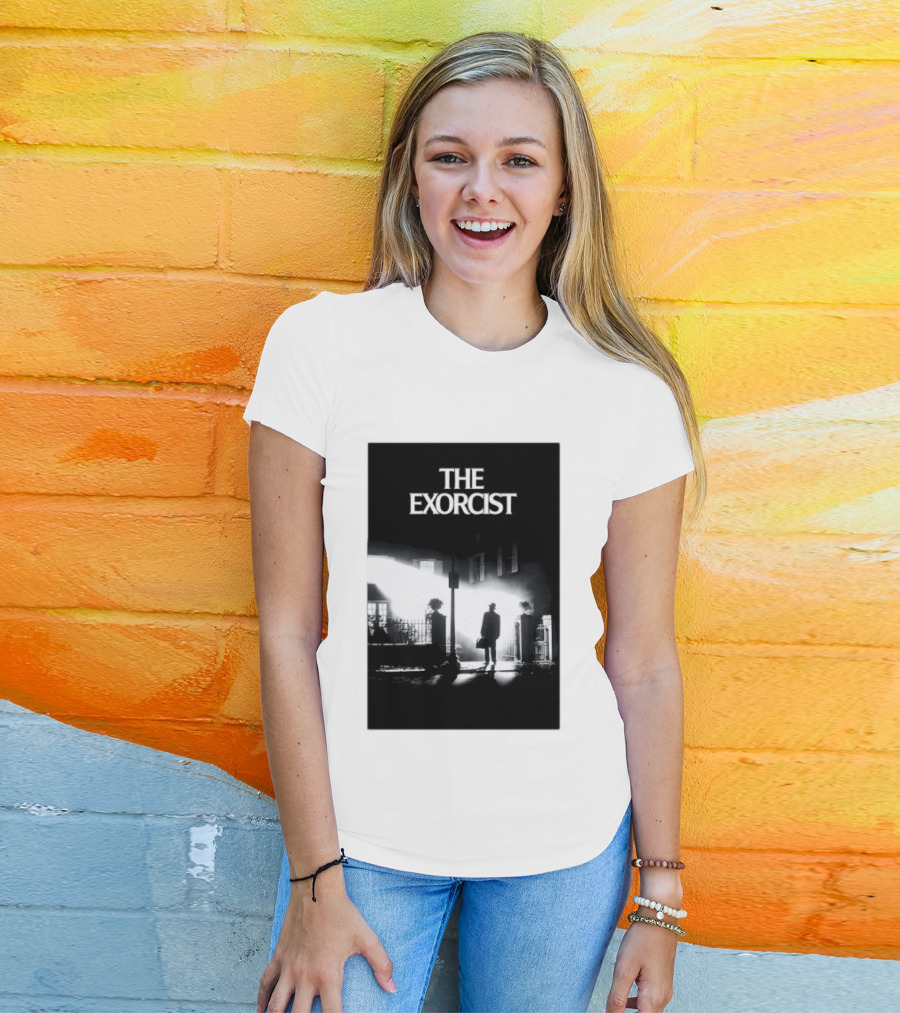 The Exorcist Iconic Horror Movie Walking Man Shadow Scene T-Shirt