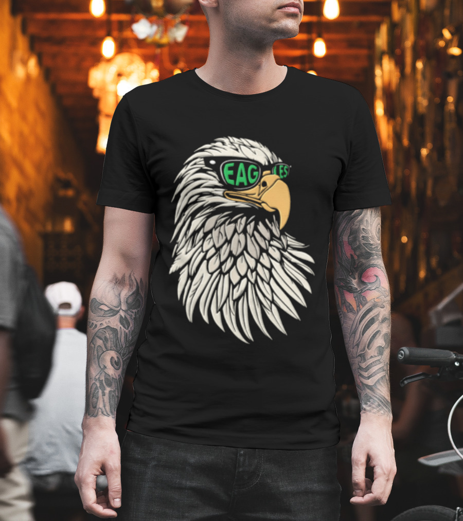 Philadelphia Eagles Bald Eagle Head With Sunglasses T-Shirt