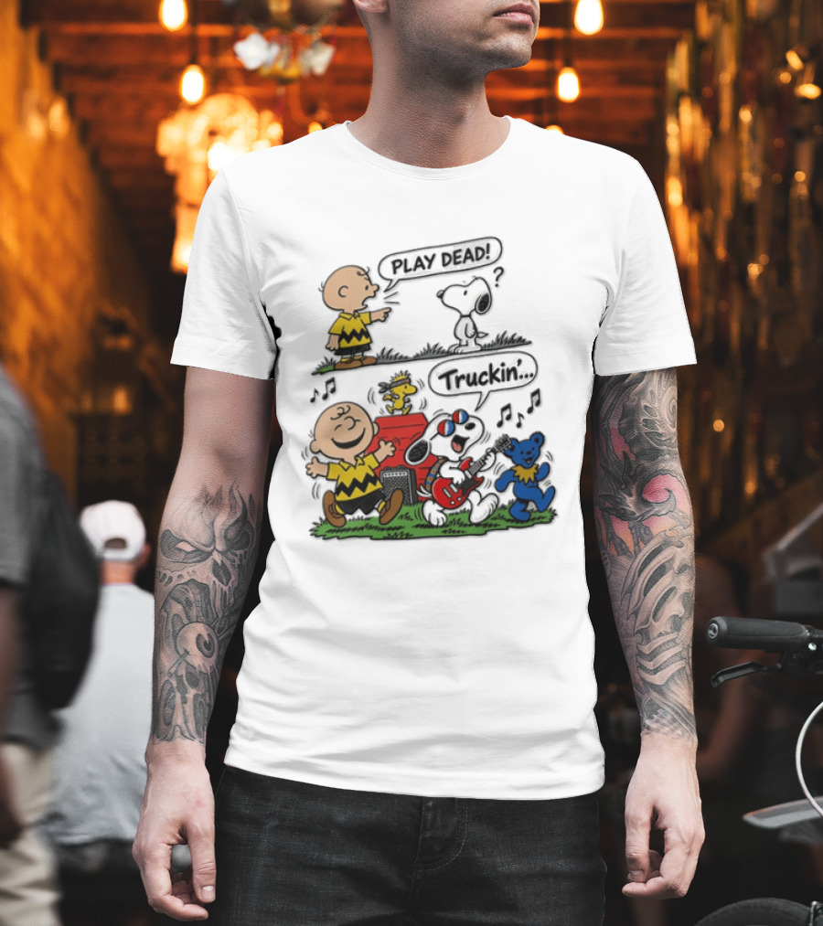 Charlie Brown Snoopy Grateful Dead Play Dead Truckin Dancing Characters T-Shirt