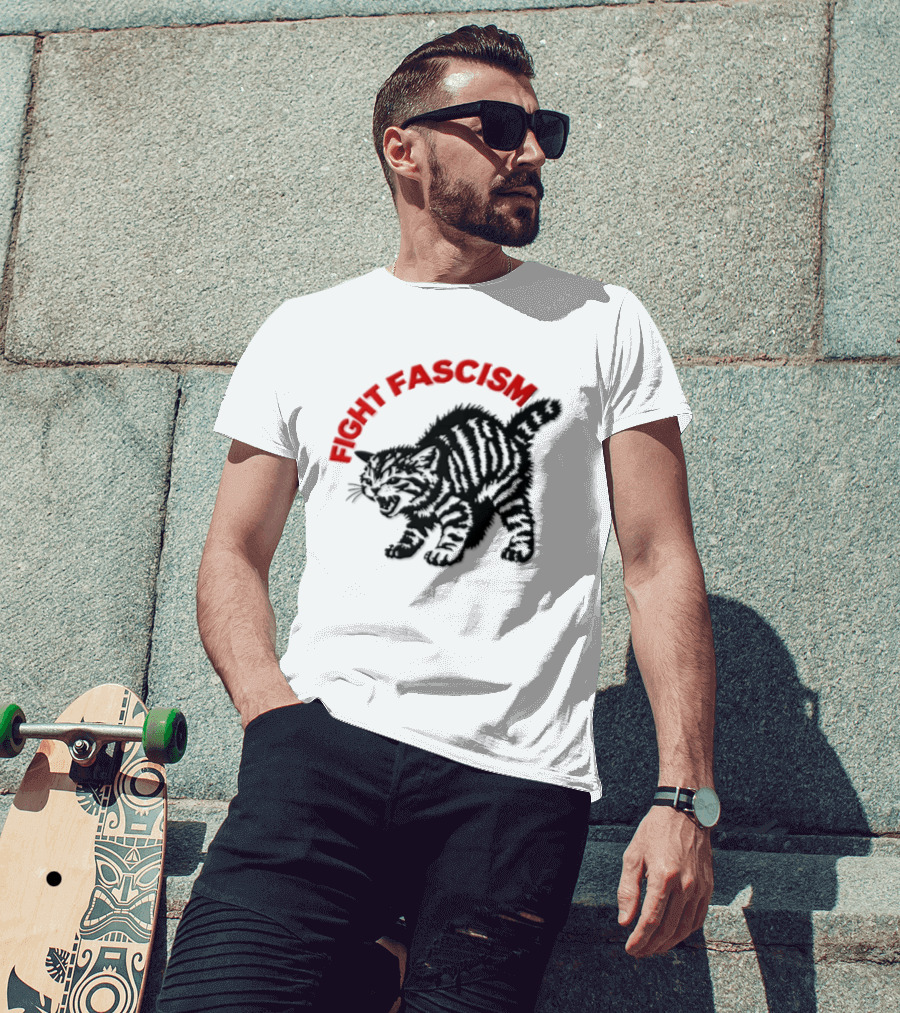 Hissing Striped Kitten Fight Fascism Arched T-Shirt