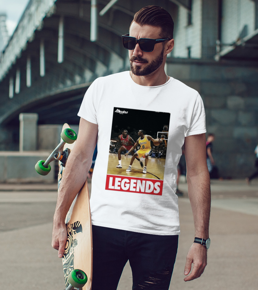 Michael Jordan Vs Kobe Bryant Legends Chicago Bulls Lakers T-Shirt