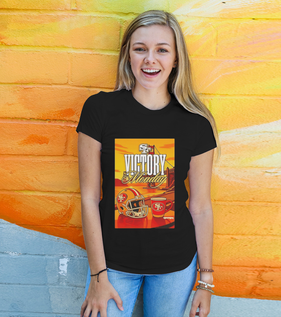 San Francisco 49ers Victory Monday Golden Gate Helmet And Coffee T-Shirt