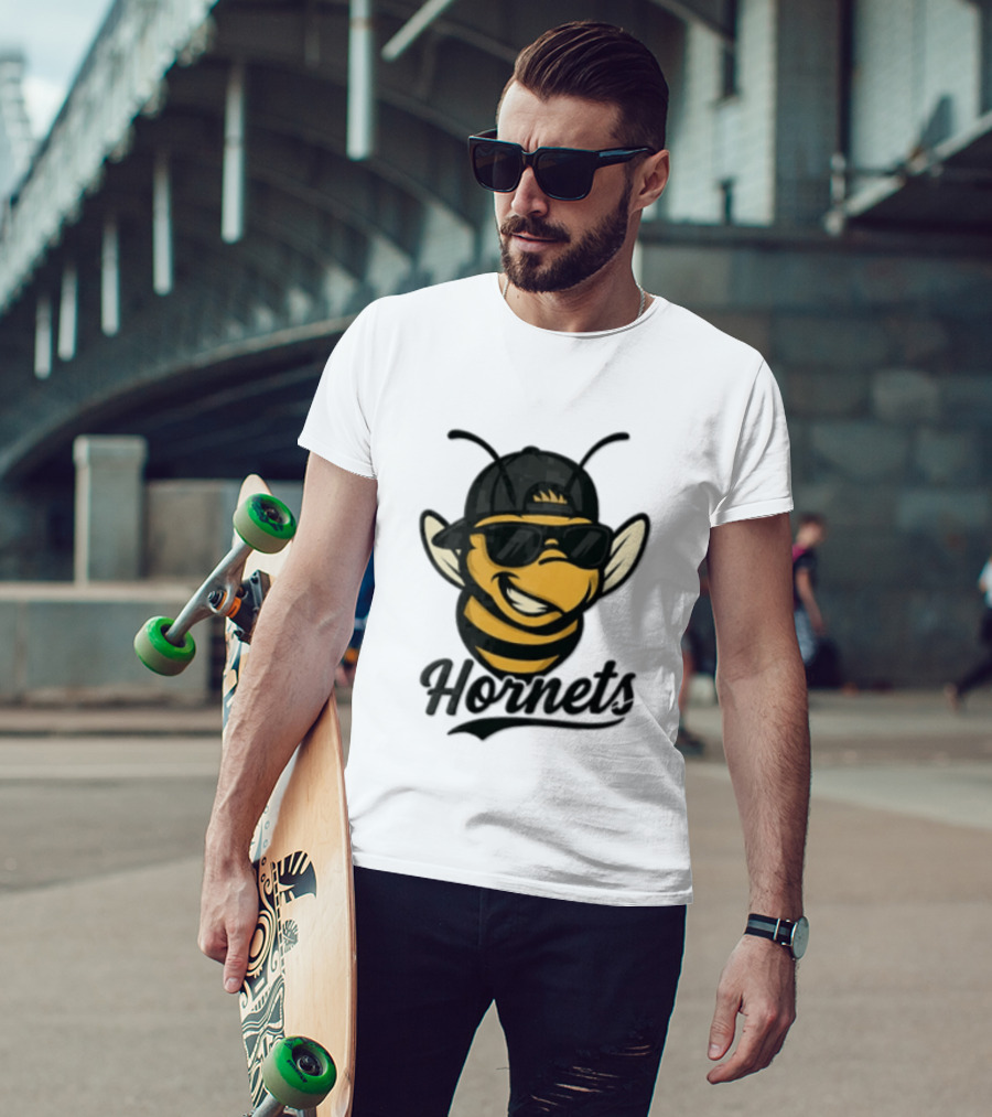 Charlotte Hornets Bee Wearing Sunglasses And Cap T-Shirt