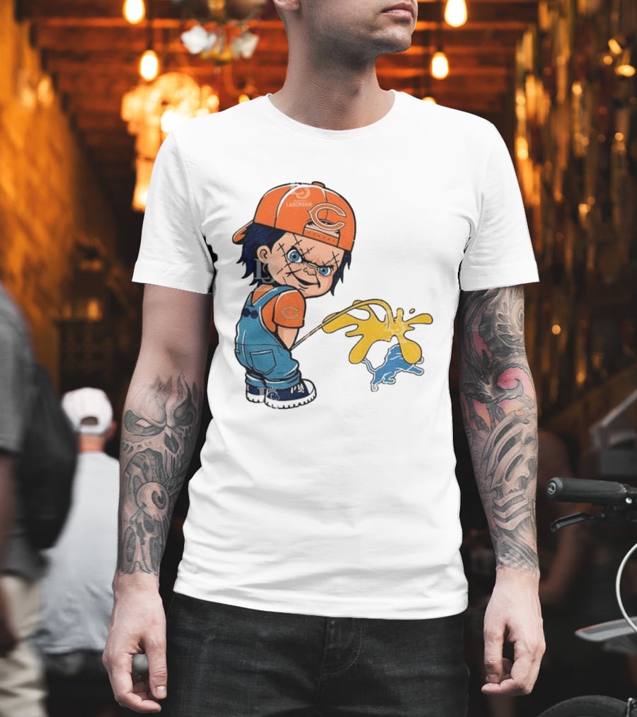 Chicago Bears Chucky Piss On Detroit Lions Rivalry Meme T-Shirt