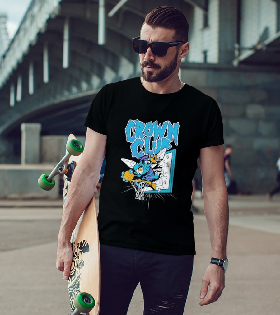 Crown Club Charlotte Hornets Basketball Dunking T-Shirt