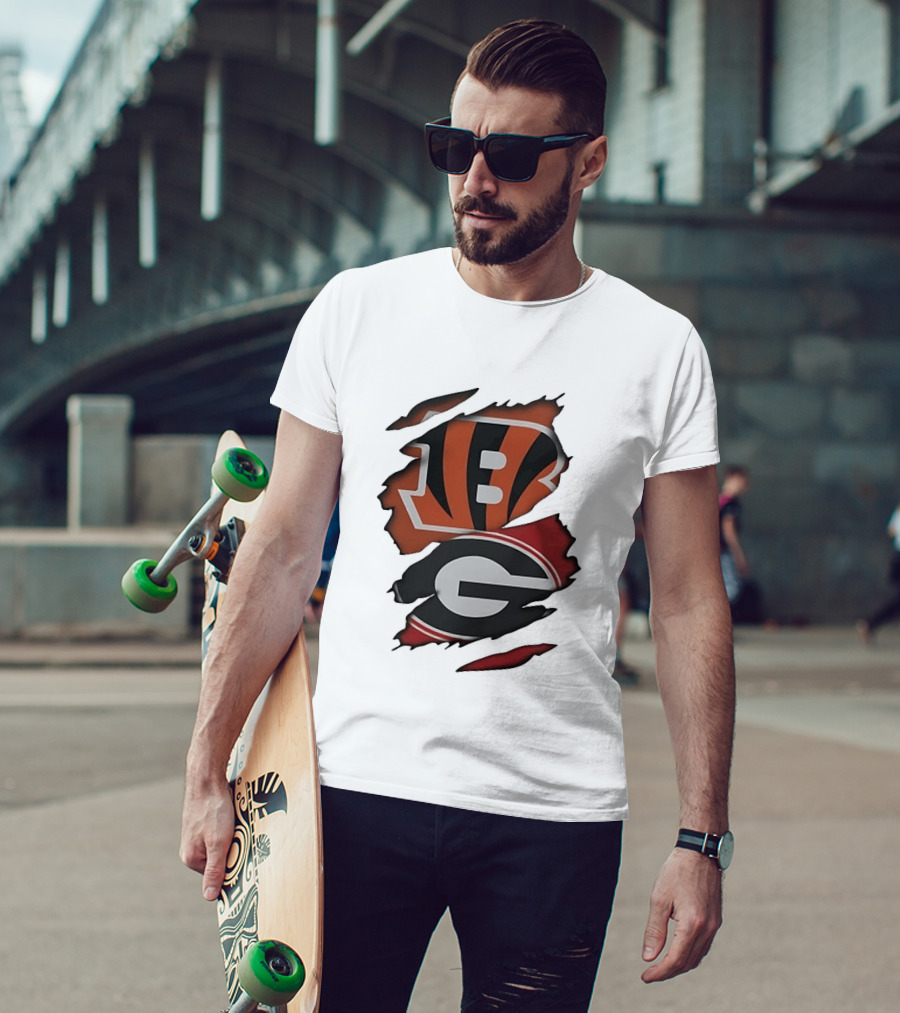 Cincinnati Bengals Georgia Bulldogs NCAA Torn Logos T-Shirt
