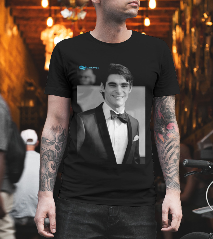 77Waves RJ Mitte Walter White's Son Breaking Bad T-Shirt