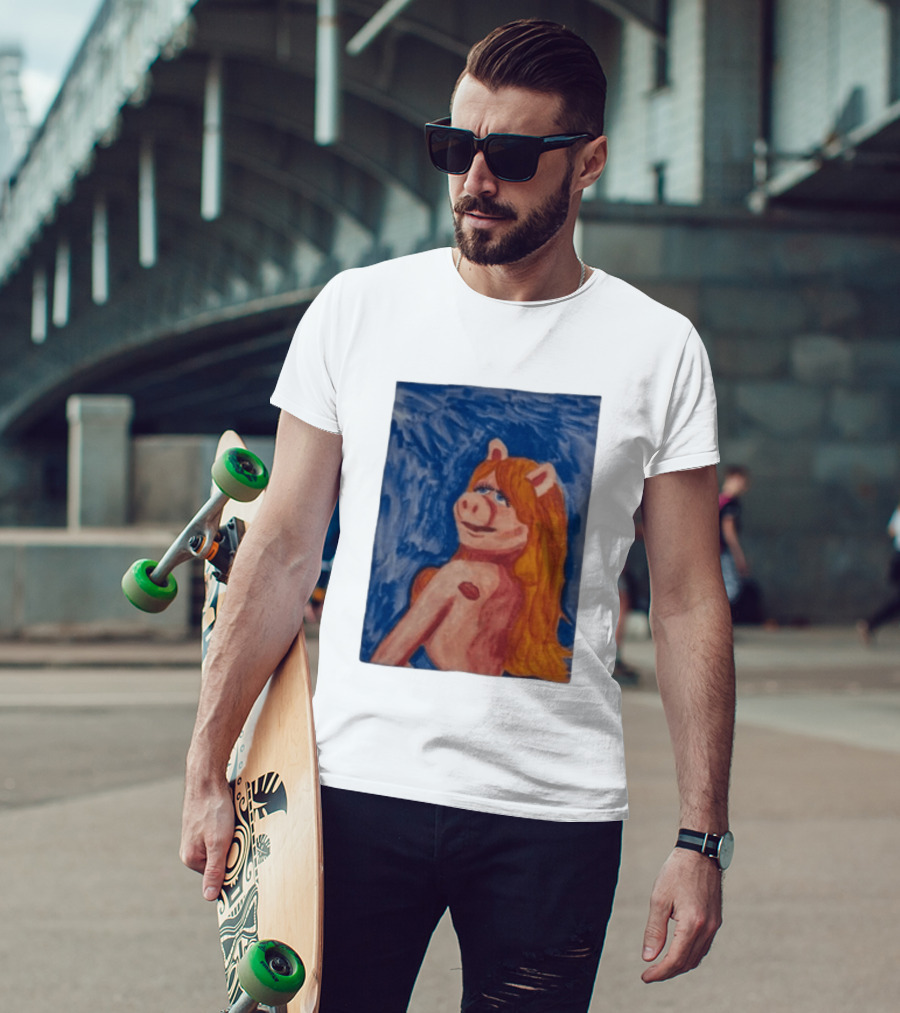 Miss Piggy Carpenter Painting The Muppets Miss Piggy Venus T-Shirt