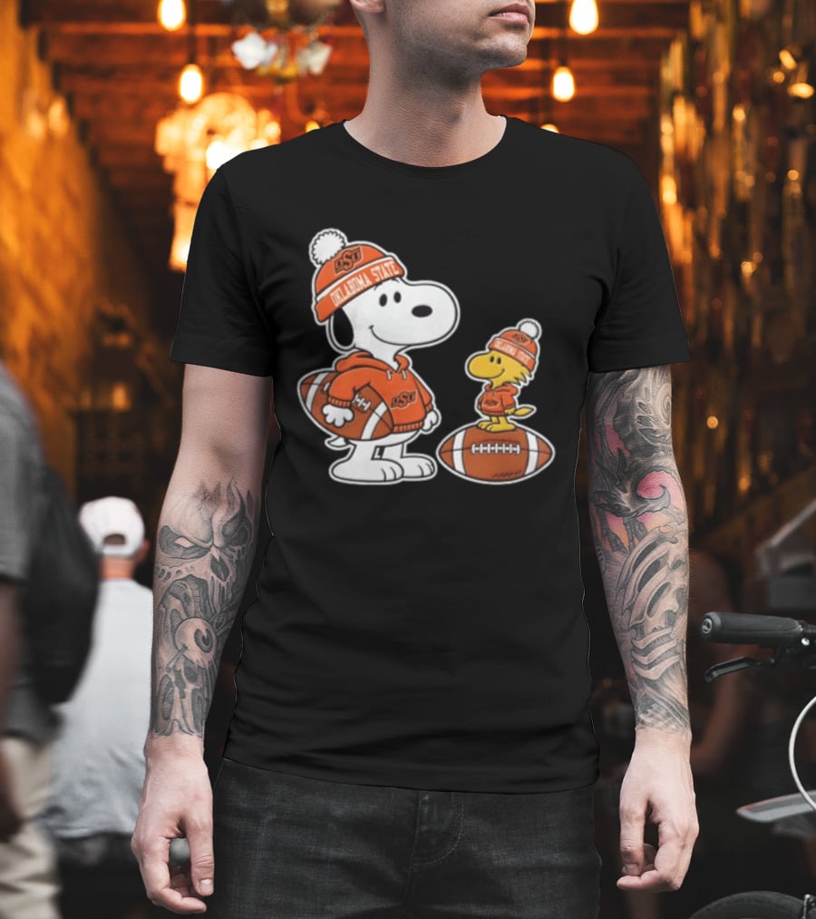 Snoopy And Woodstock Oklahoma State Cowboys Football Fans 2026 T-Shirt