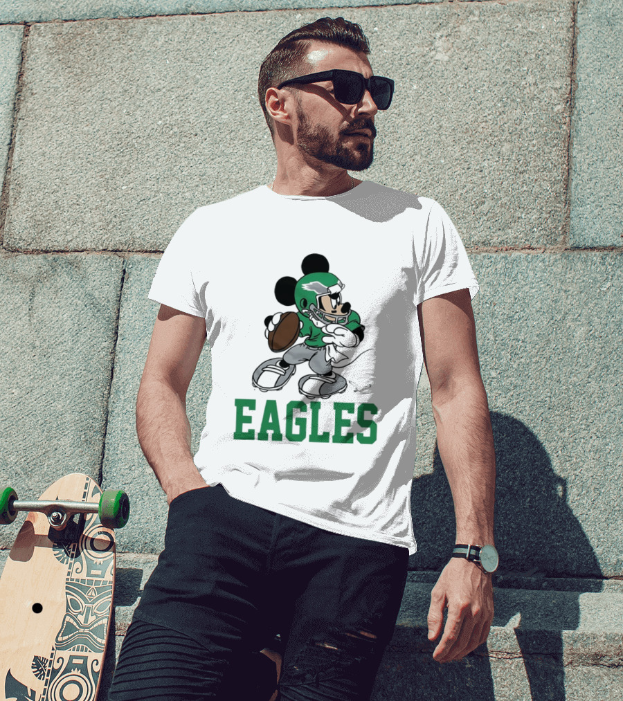 Philadelphia Eagles Mickey Mouse Football Player Eagles T-Shirt