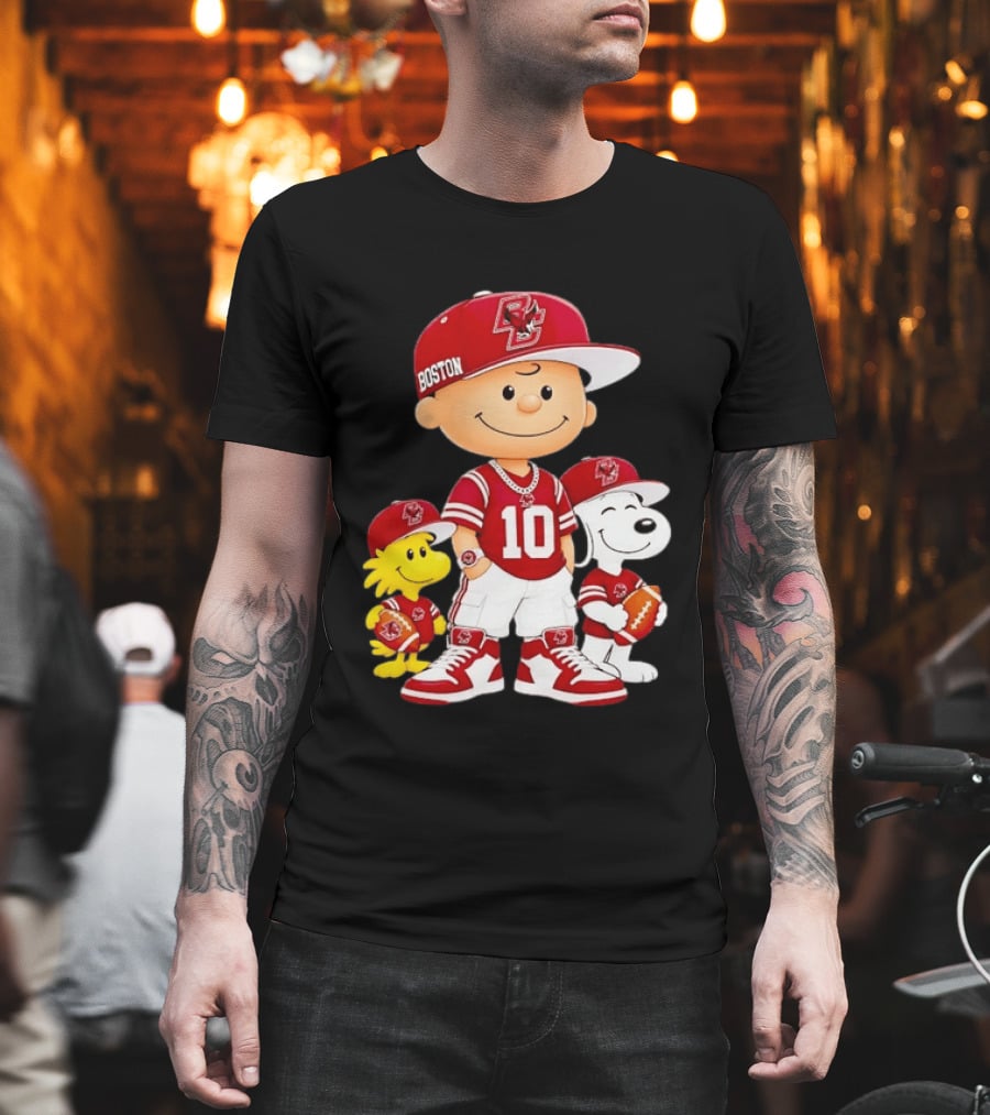 Boston College Eagles Charlie Brown Woodstock Snoopy Number 10 Football Fans T-Shirt