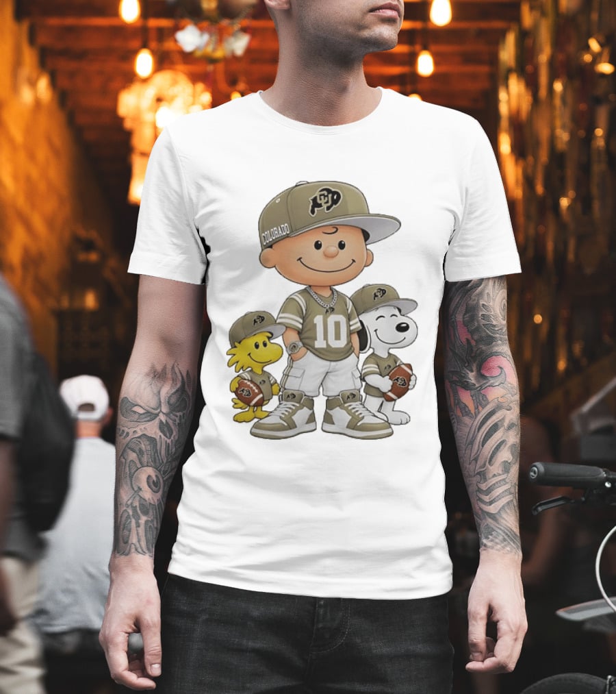 Colorado Buffaloes Charlie Brown Woodstock Snoopy Number 10 Football Fans T-Shirt
