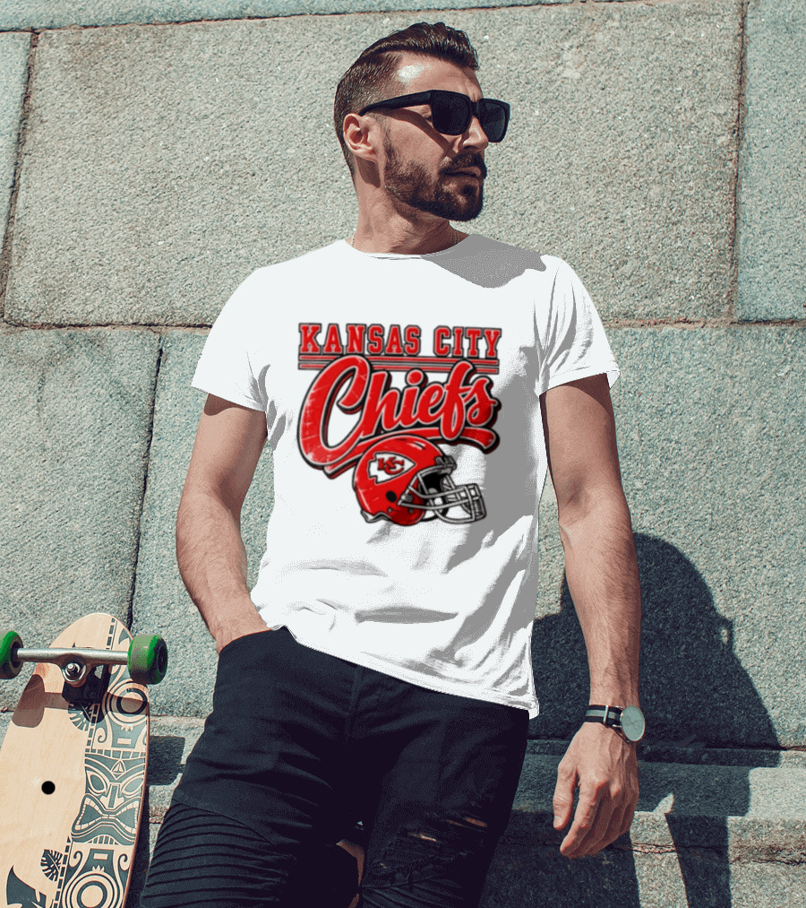 Kansas City Chiefs Red Helmet KC T-Shirt