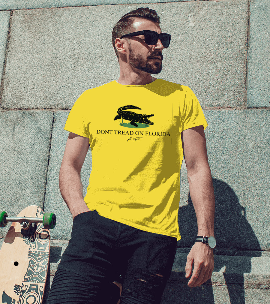 Gov Ron Desantis Dont Tread On Florida Crocodile Symbol And Signature T-Shirt