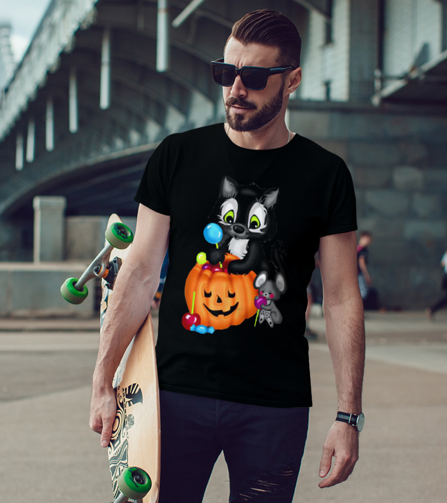 Halowen Cute Cat And Mouse With Candy And Pumpkin T-Shirt