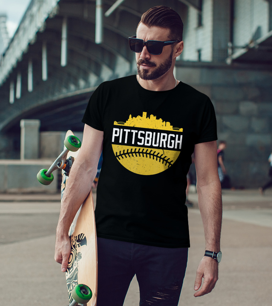 Pittsburgh Vintage Baseball City Skyline T-Shirt