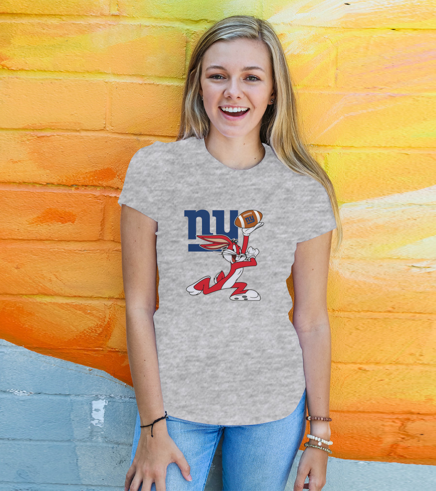 New York Giants Bugs Bunny Football T-Shirt