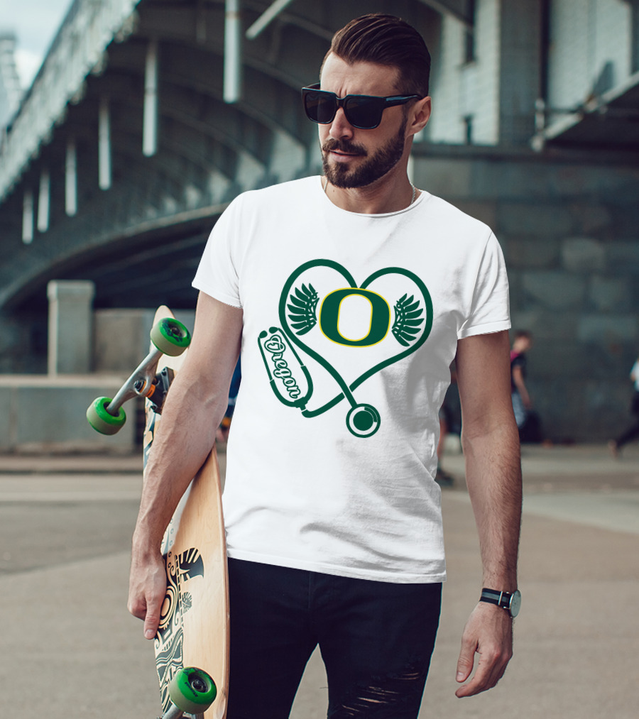 Oregon Ducks Nurse Heart Stethoscope T-Shirt