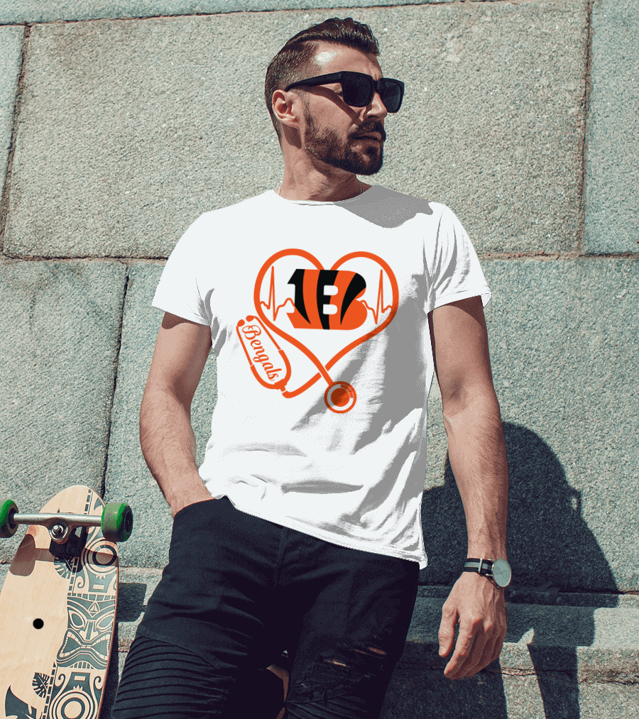 Nurse Heart Cincinnati Bengals Stethoscope Love 13 T-Shirt