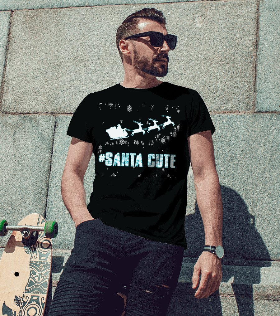 Santa Cute Reindeer Sleigh Snowflakes T-Shirt