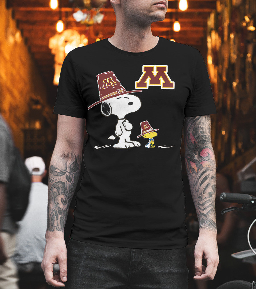 Minnesota Golden Gophers Snoopy Woodstock Team Spirit T-Shirt