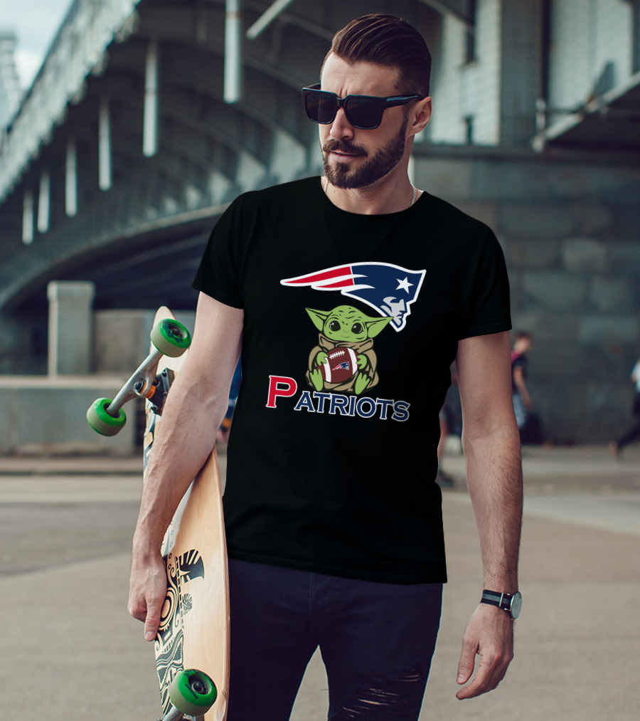 Patriots Baby Yoda Star Wars Patriots Football T-Shirt