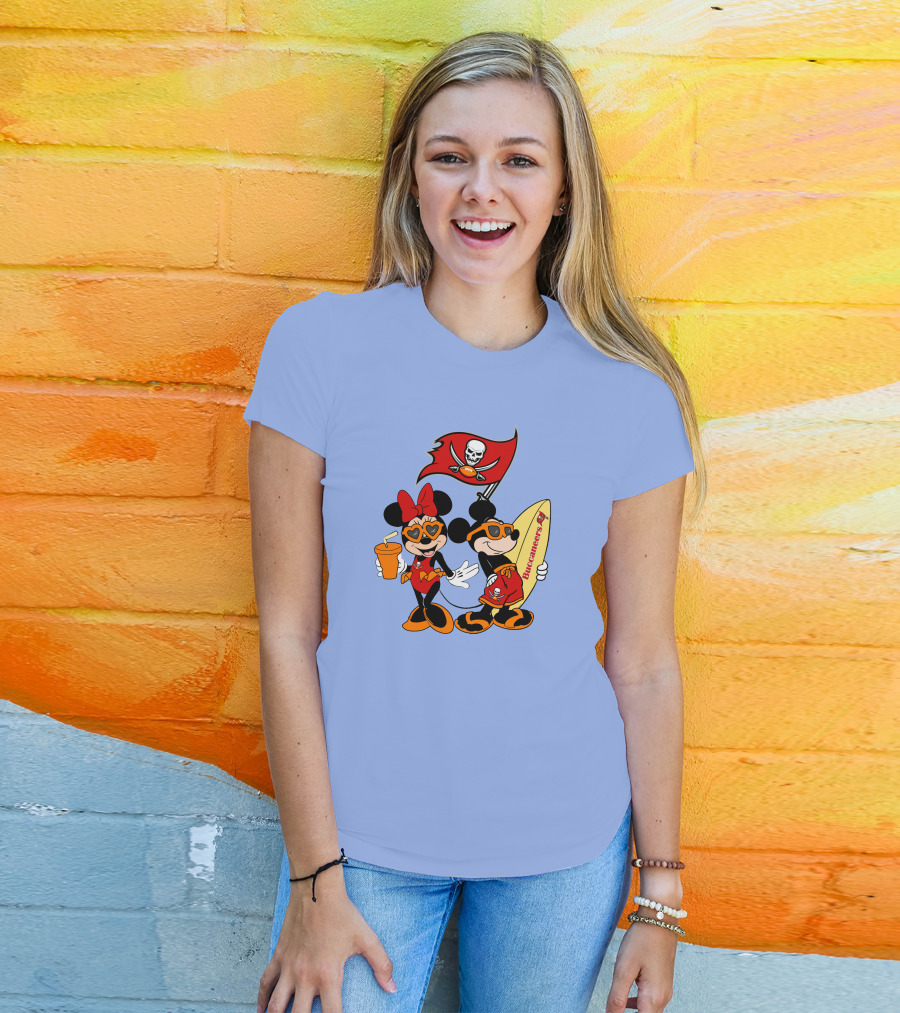 Buccaneers Vacation Mickey And Minnie With Pirate Flag And Surfboard T-Shirt