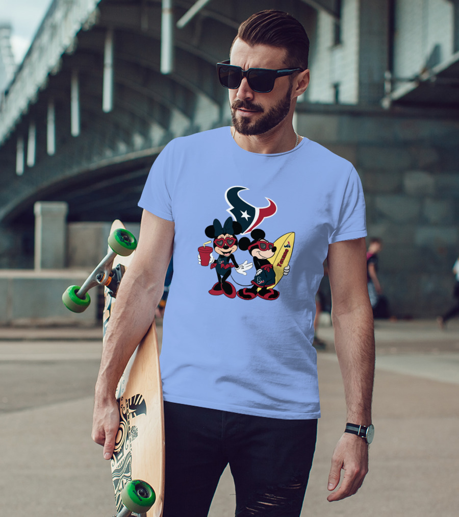 Texans Mickey And Minnie Happy Vacation Surfboard And Drink T-Shirt