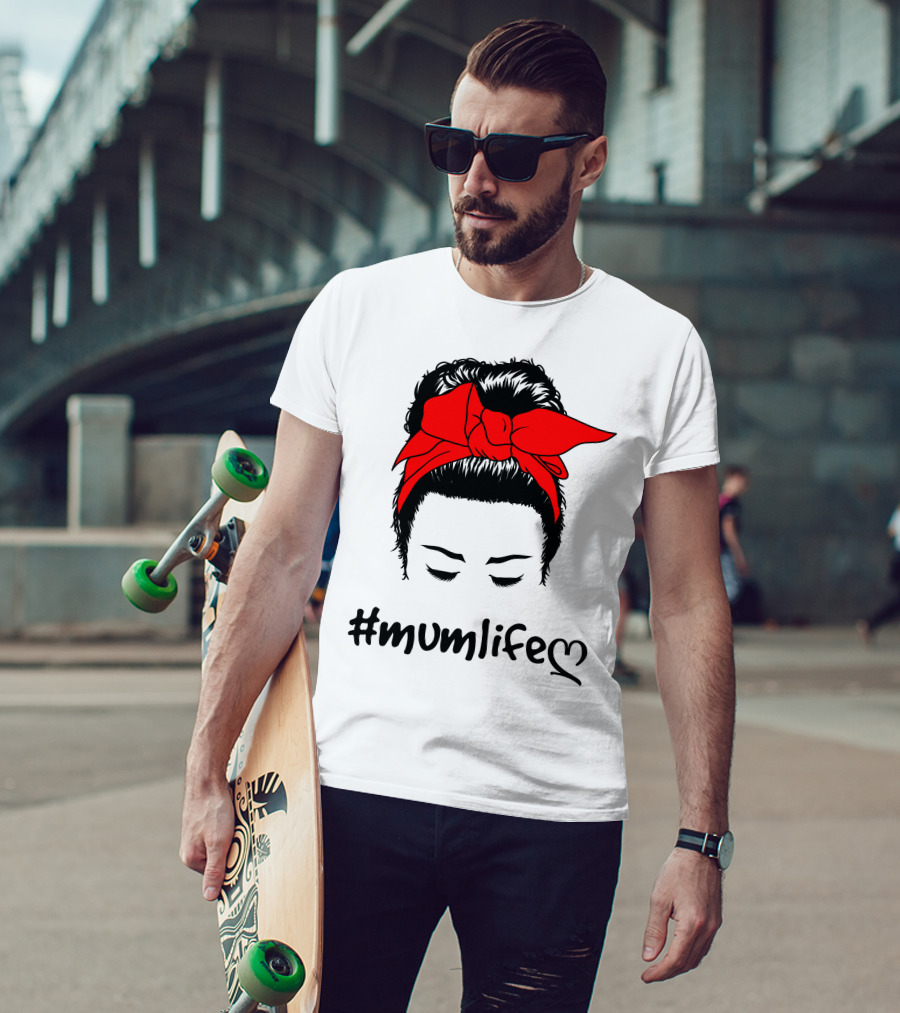 Messy Bun Red Bow #Mumlife T-Shirt
