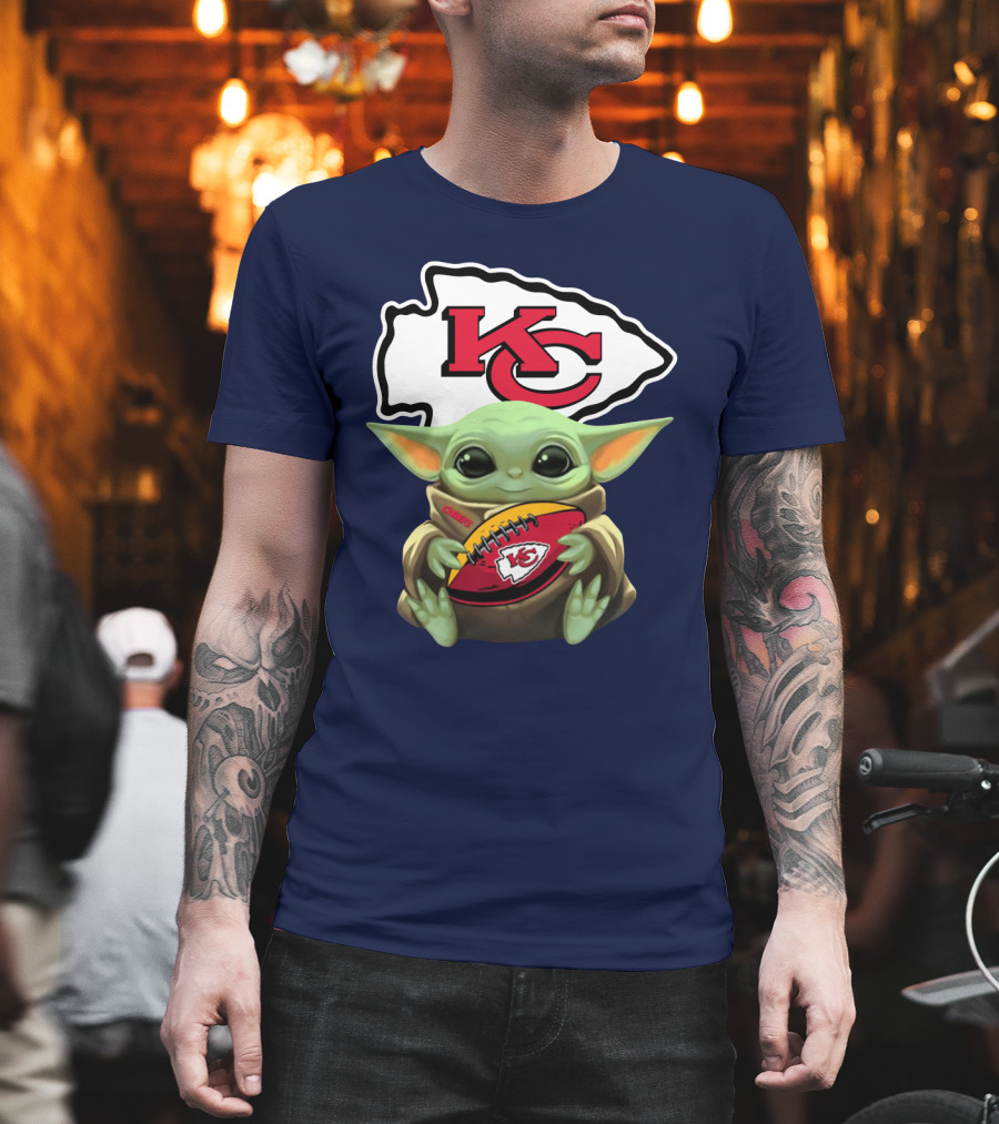 Star Wars The Mandalorian Baby Yoda Kansas City Chiefs Football T-Shirt