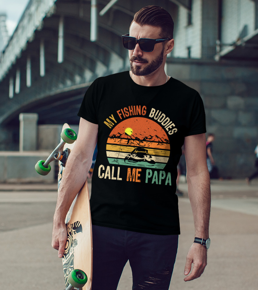 My Fishing Buddies Call Me Papa Vintage Fisherman Retro Sunset T-Shirt