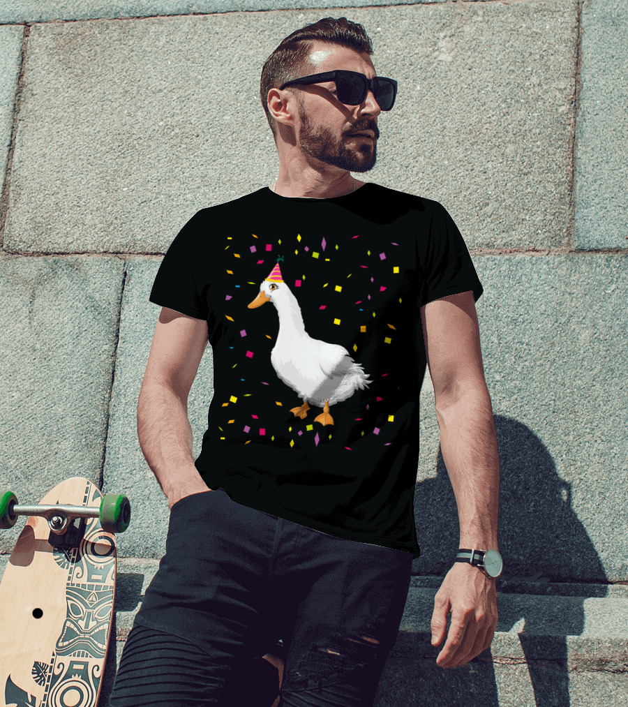 Funny Duck Birthday Party Hat Confetti T-Shirt