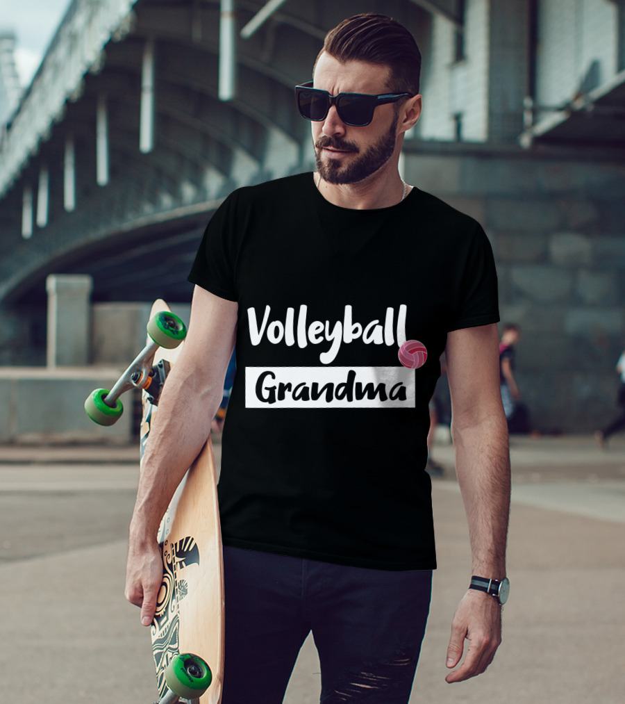 Volleyball Grandma Fun Pink Ball Motif T-Shirt