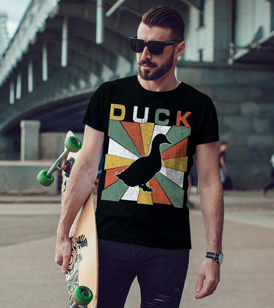 Duck Retro 70s Vintage Silhouette Sunburst T-Shirt