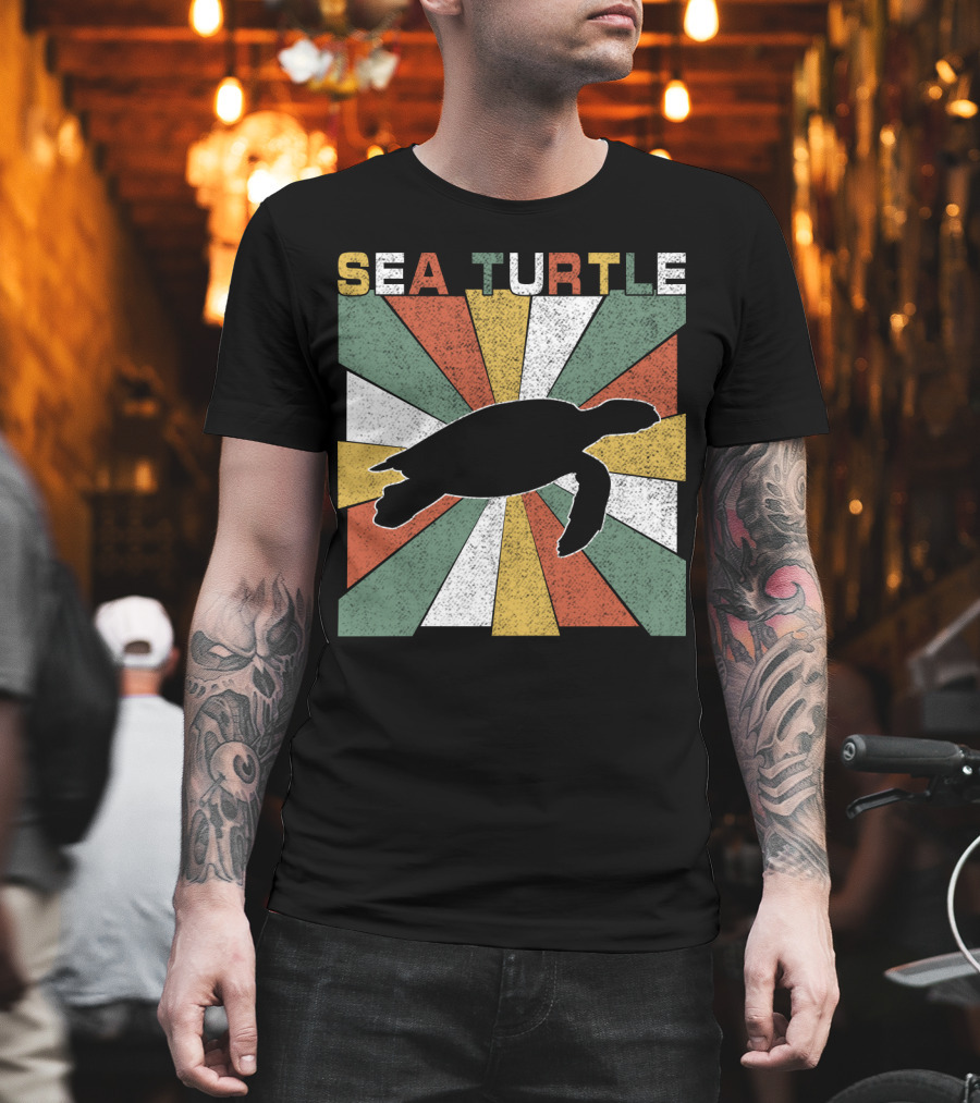 Sea Turtle Retro 70s Vintage Silhouette Distressed Color Blocking T-Shirt