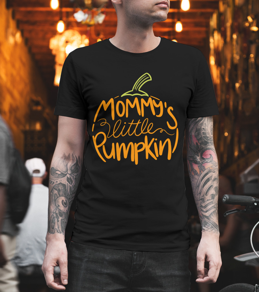 Mommy's Little Pumpkin Halloween Pregnancy Costumes T-Shirt