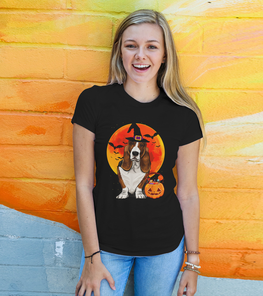 Basset Hound Witch Hat Halloween Pumpkin Candy Holder With Full Moon And Bats T-Shirt
